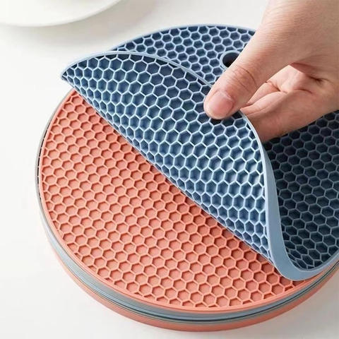 Silicone Trivet / Hot-Pad Mats 2-Pack (heat-resistant, non-slip)